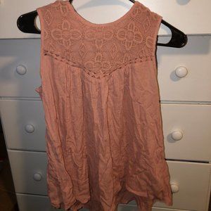 Woman's dressy tanktop
